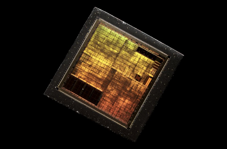 NVIDIA@250nm@Fixed-pipeline@NV5@Riva_TNT2@CD2083.00_0033B5…