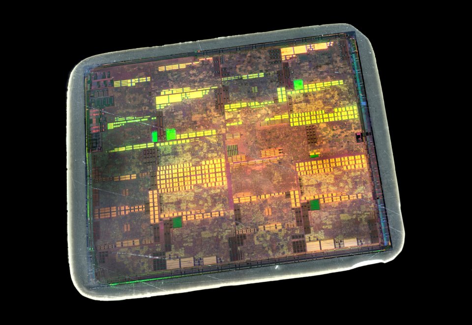 ATI@130nm@Fixed-pipeline@R420@RadeonX800Pro@215RADCGA12F_G…