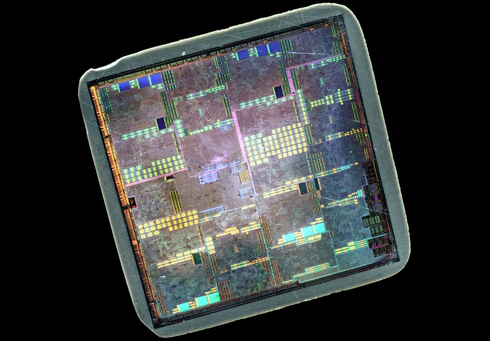 ATI@130nm@Fixed-pipeline@R420@RadeonX800Pro@215RADCGA12F_G…
