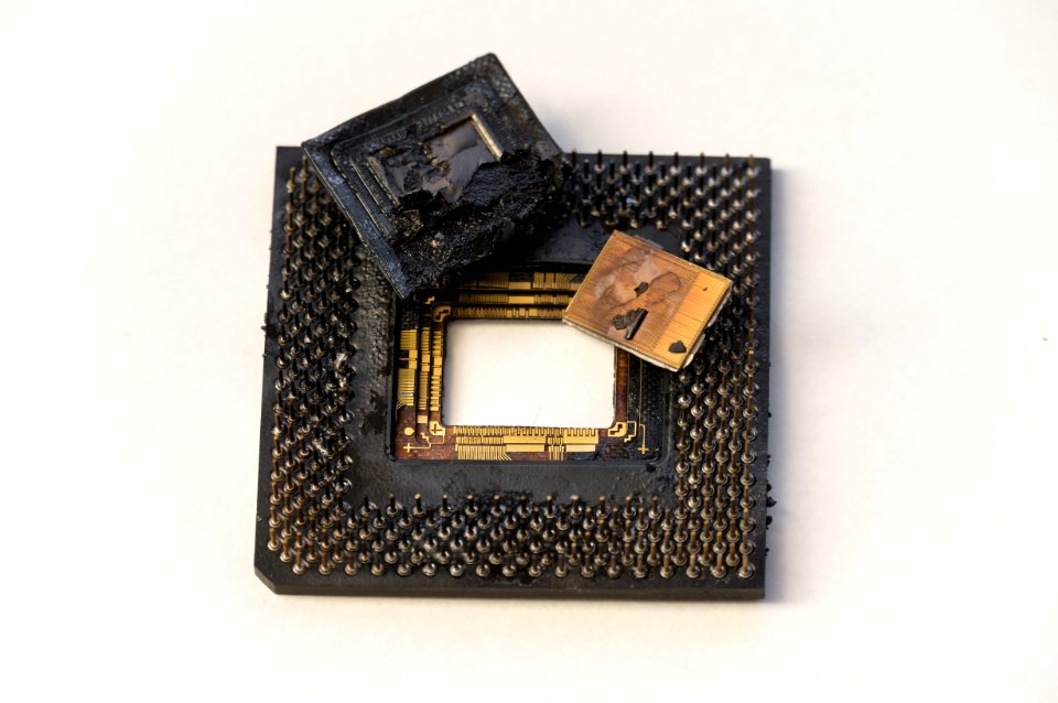 INTEL_Celeron_P6_Mendocino_SL3EH___DSC01211