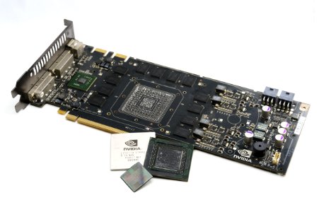 NVIDIA_GeForce_8800GTX_G80___DSC01204