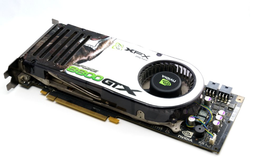 NVIDIA_GeForce_8800GTX_G80___DSC01196