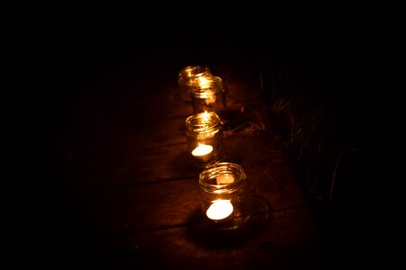 Lights dark black tea