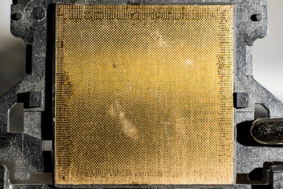 NVIDIA_GeForce_GTX280_G200(Tesla)___DSC01880