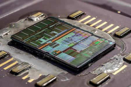 AMD_K6_(Model6)_200ALYD___ZS-DMap_-_Stack-DSC05640-DSC0573…