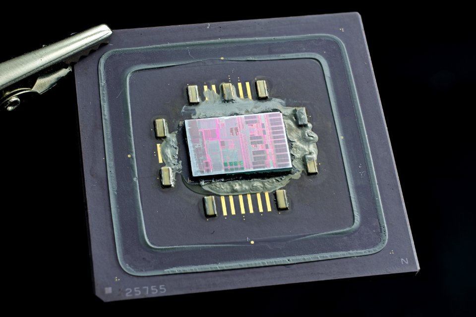 AMD_K6_(Model6)_200ALYD___ZS-PMax_-_Stack-DSC05134-DSC0517…