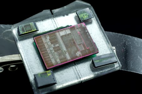 AMD_K6_(Model6)_200ALYD___DSC03711