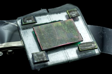 AMD_K6_(Model6)_200ALYD___DSC03710