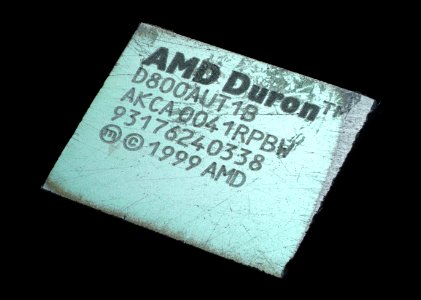 AMD@180nm@K7@Spitfire@Duron@D800AUT1B_AKCA0041RPBW___Stack… photo