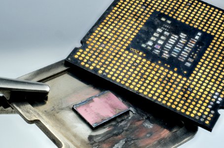 Celeron_Conroe-L_SL9XP___2015-05-19-08.53.22_-_ZS-PMax_-_S…