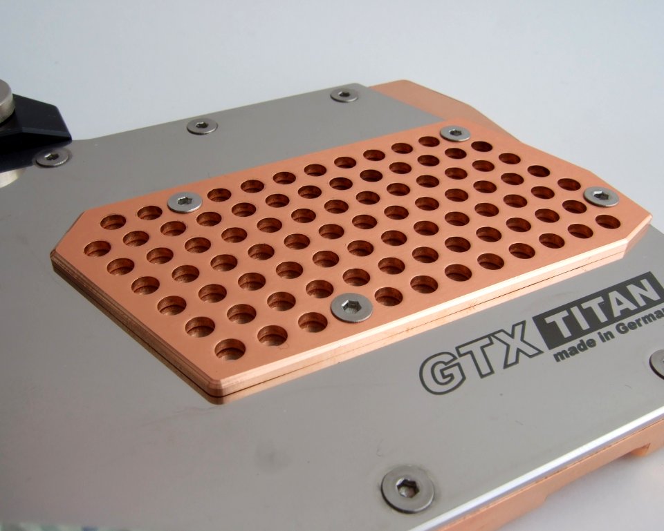 Nvidia_GeForce_GTX_Titan_-_Wakueumbau_DSCF4530