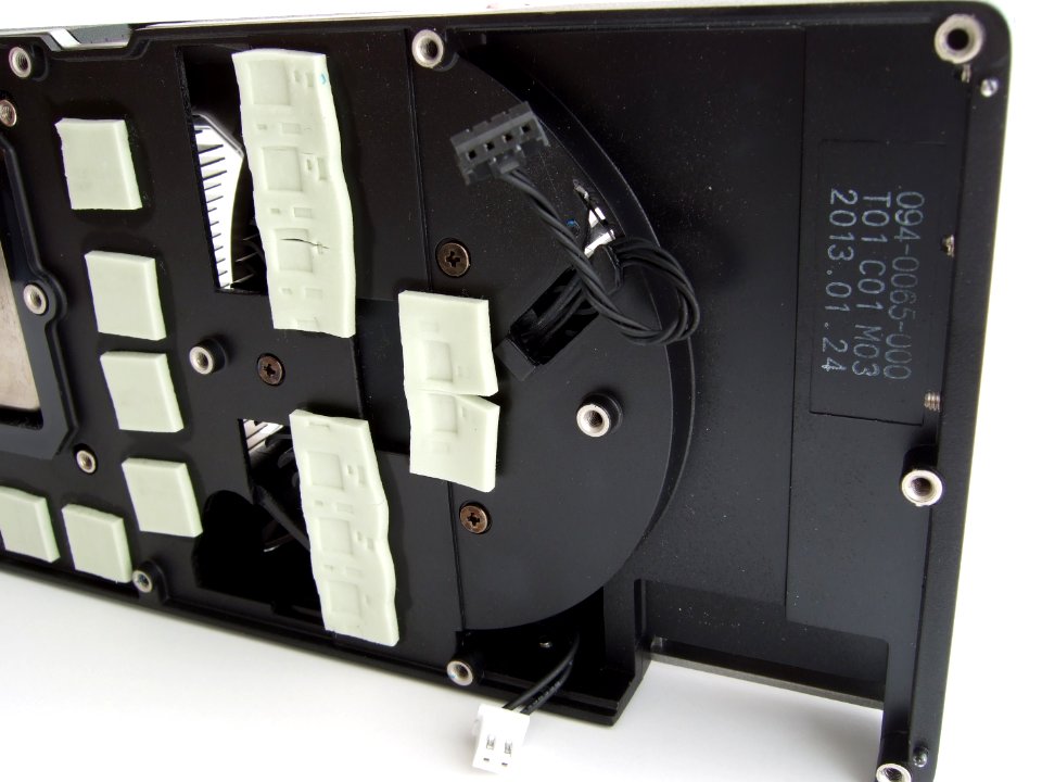 Nvidia_GeForce_GTX_Titan_-_Wakueumbau_DSCF4628