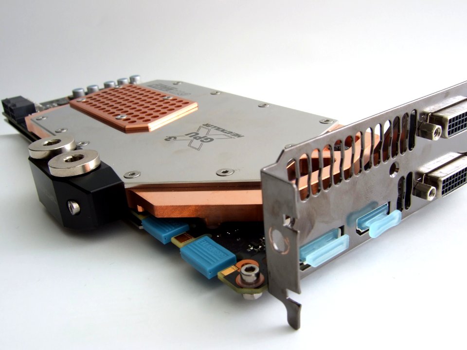 Nvidia_GeForce_GTX_Titan_-_Wakueumbau_DSCF4749