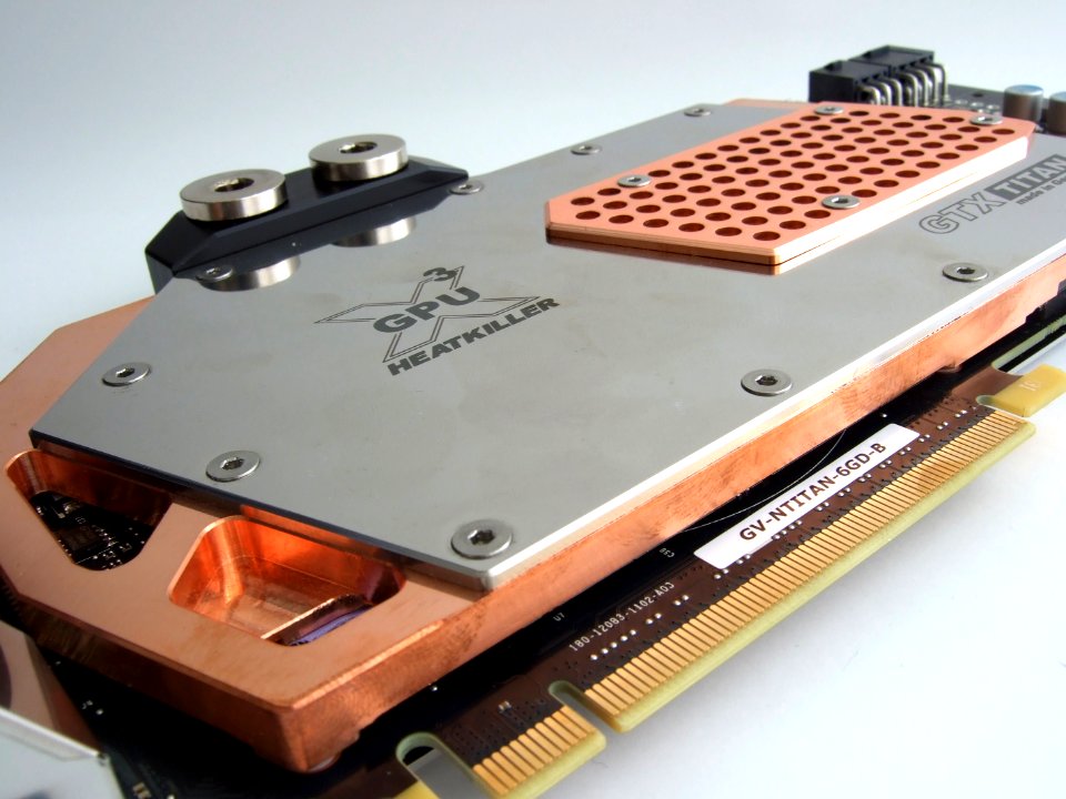 Nvidia_GeForce_GTX_Titan_-_Wakueumbau_DSCF4743