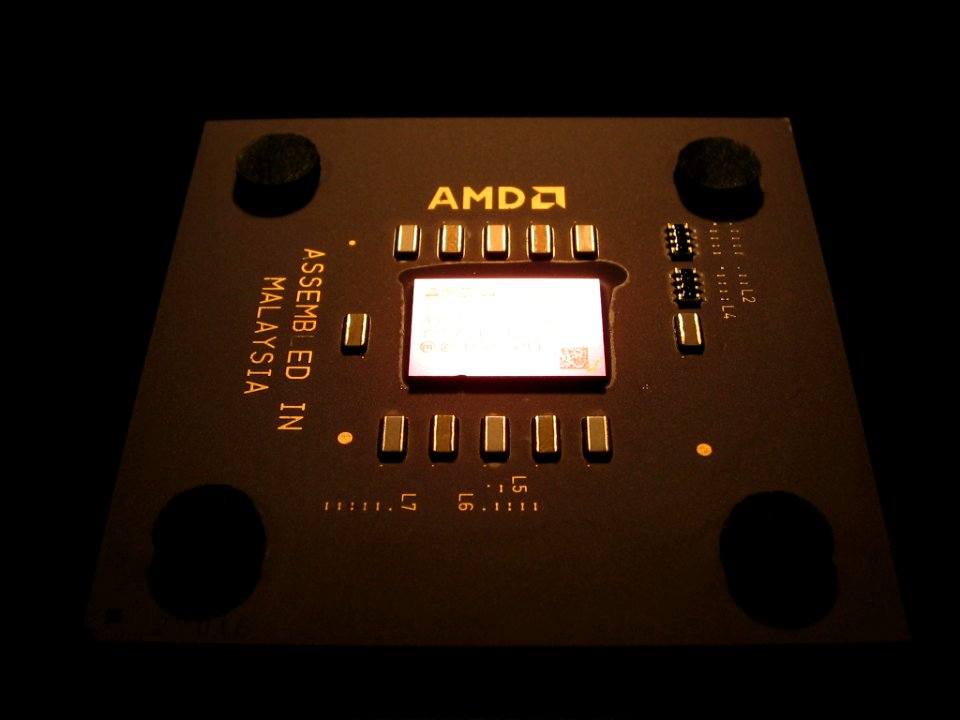 Athlon_Thunderbird1200_IMG_0612