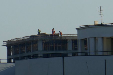 P2590370