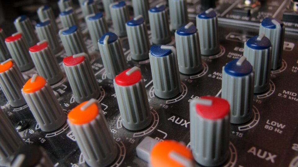 Knob power control