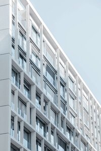 Building infrastructure sky