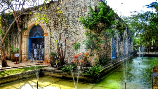 Restaurant at the Cenote