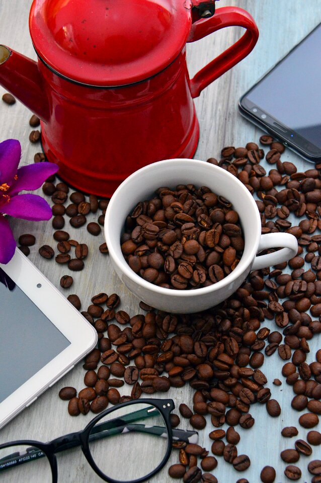 Dawn perfume caffeine