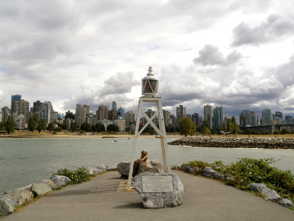 Along Kitts and Hadden Park