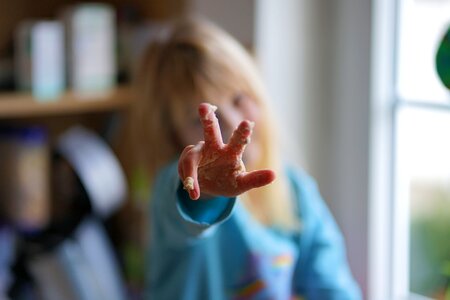 Pose symbol three