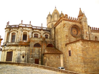 Evora Cathedral photo