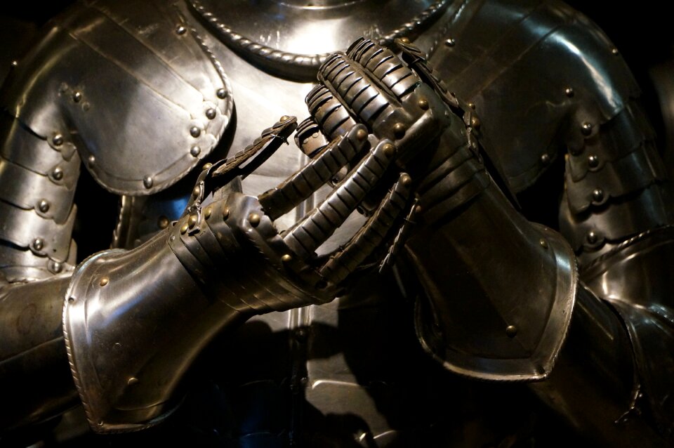 Machine helmet knight
