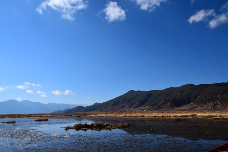 Yunnan lijiang lugu lake caohai