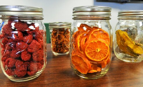 Oranges raspberries preservation