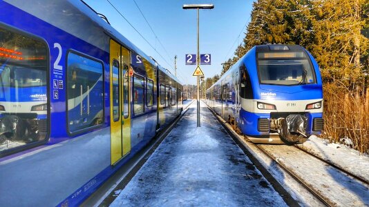 Train transport system travel
