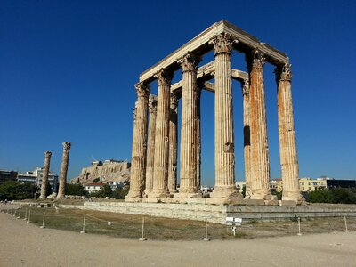 Athena columns ancient