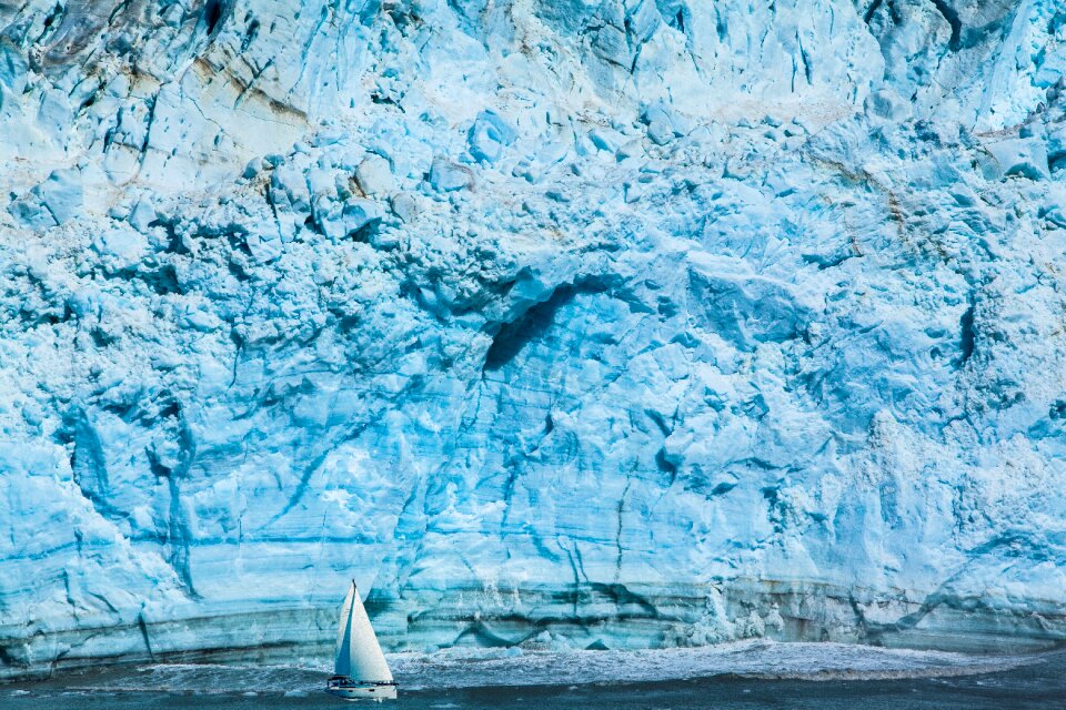 Water transportation iceberg