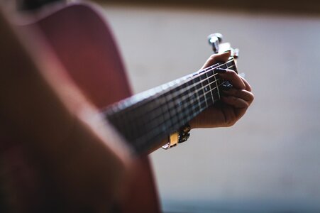 Manicure bracelet guitar photo