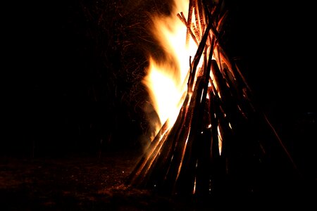 Hot burn bonfire