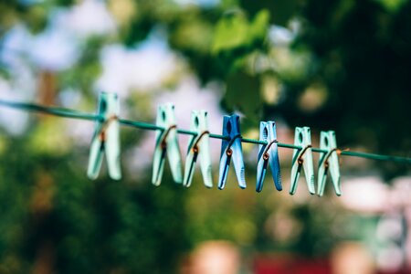 Clothesline clothespin dry