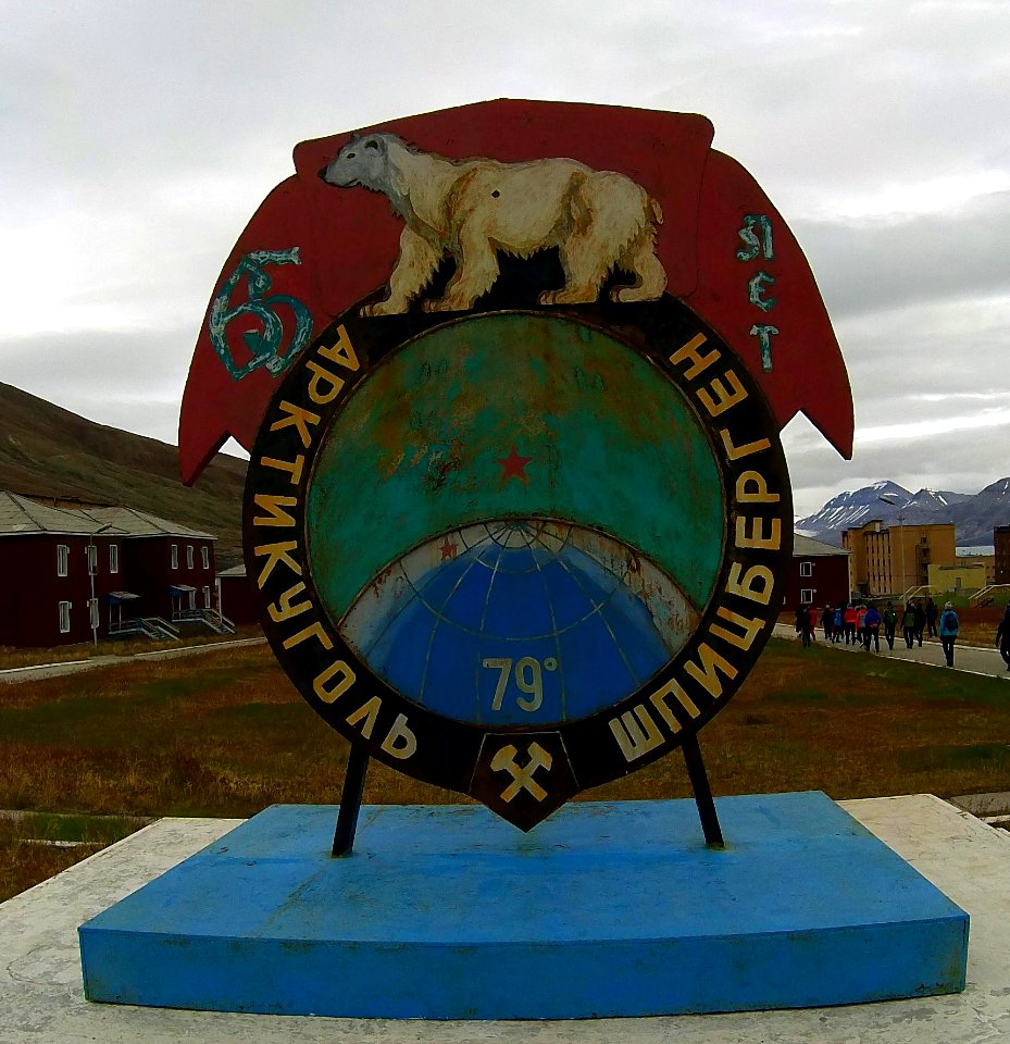 31-07 Pyramiden (62)