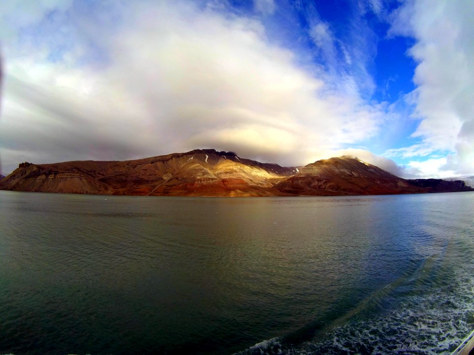 31-07 Pyramiden (14)