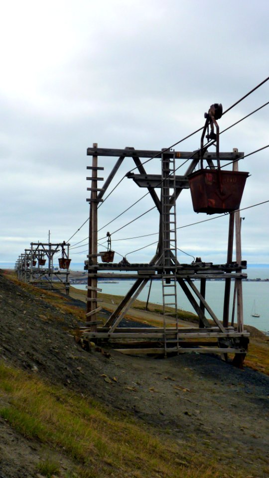 23-07 (68) Longyearbyen