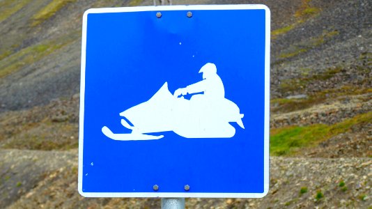 23-07 (52) Longyearbyen