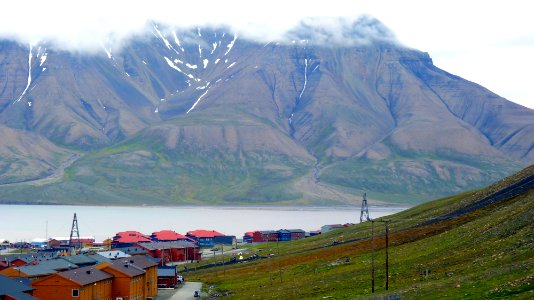 23-07 (32) Longyearbyen