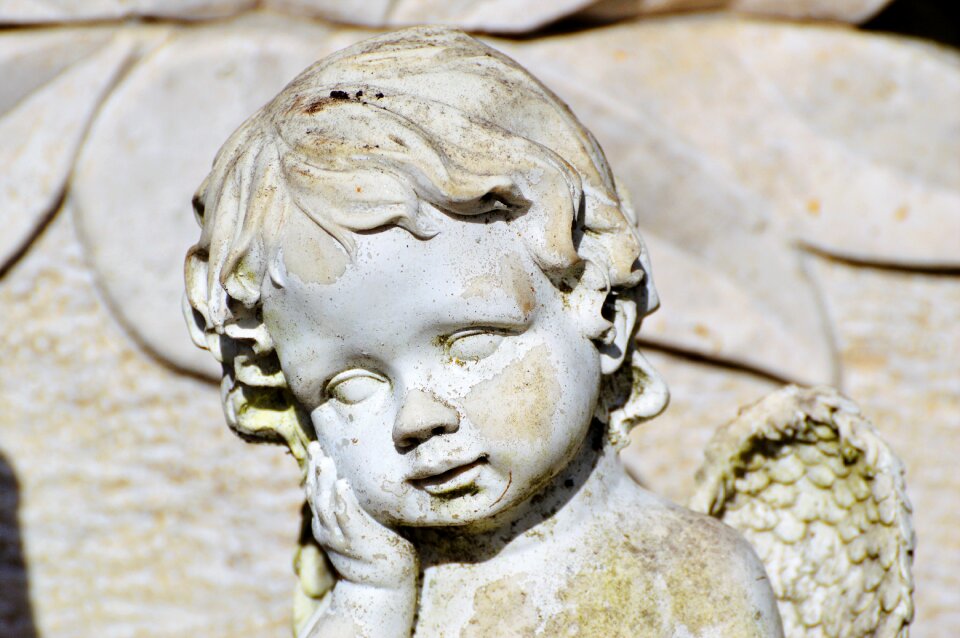 Angel figure figure sleeping