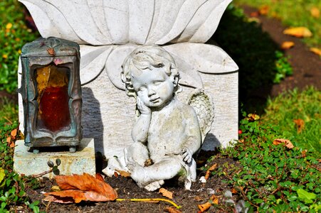 Angel figure figure sleeping