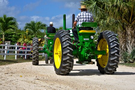 Soil transportation system machine