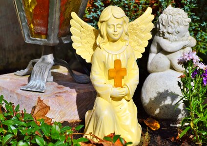 Angel figure figure sleeping