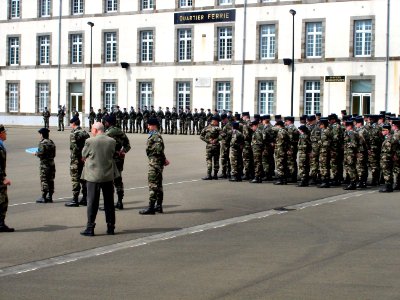 Cérémonie de présentation au drapeau (2)