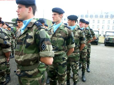 2006-08-17 - présentation au drapeau - FMIR - le pot (105)…