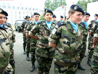 2006-08-17 - présentation au drapeau - FMIR - le pot (102)…