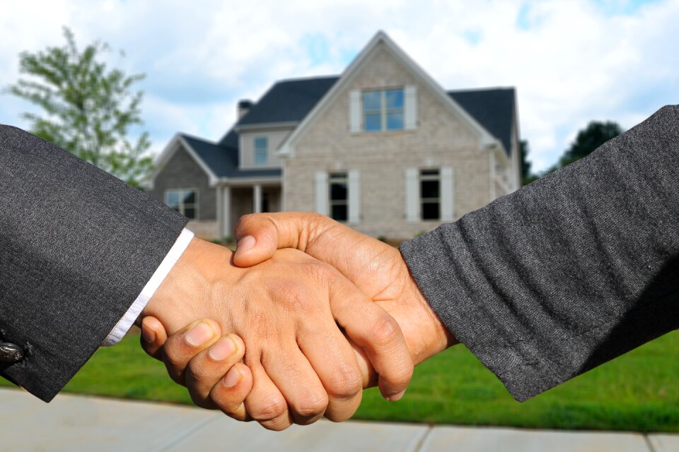 Real estate transfer estate agents