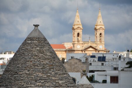 Italy alberobello trulli photo